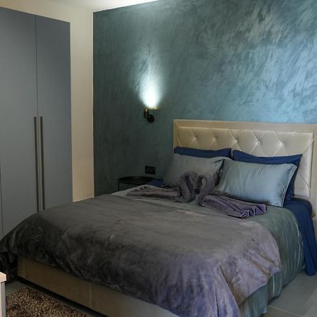شقة Lux Sea&Country Views With Pool المليحة المظهر الخارجي الصورة